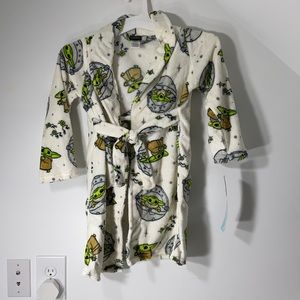 6/6 x NWT DISNEY STAR WARS MANDALORIAN BATHROBE NEW BABY YODA SOFT UNISEX
